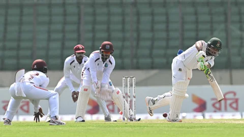 ২ উইকেট হারিয়ে লাঞ্চে বাংলাদেশ, স্কোর কত
