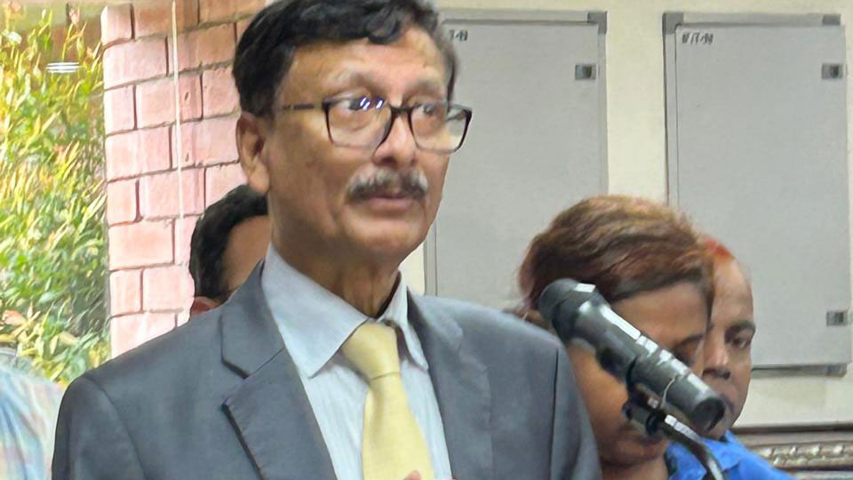 শেখ হাসিনা ও কামালের প্রত্যর্পণ চেয়ে নয়াদিল্লিকে চিঠি পাঠাবে ঢাকা : পররাষ্ট্র উপদেষ্টা