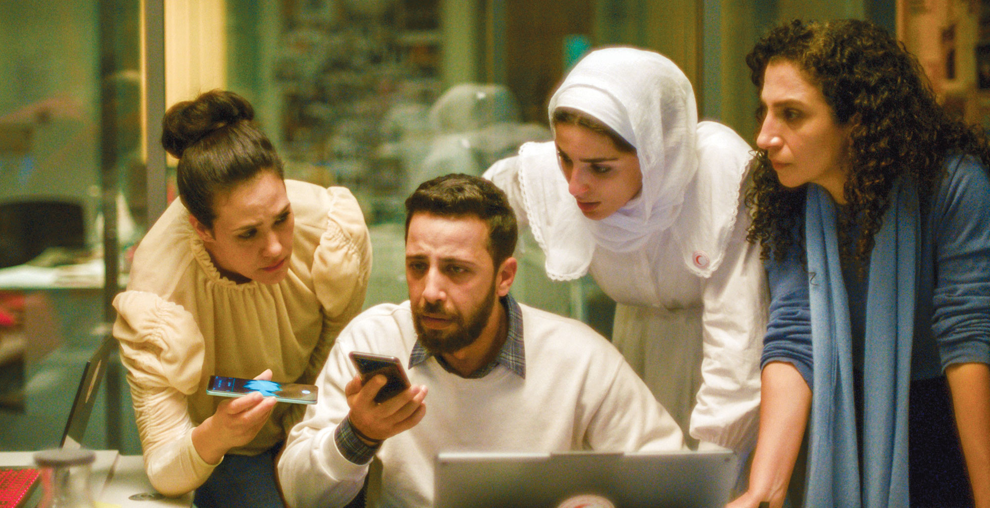 ‘দ্য ভয়েস অব হিন্দ রজব’ আটকে দেওয়ায় 
ভারতের রাজনৈতিক অঙ্গনে উত্তেজনা