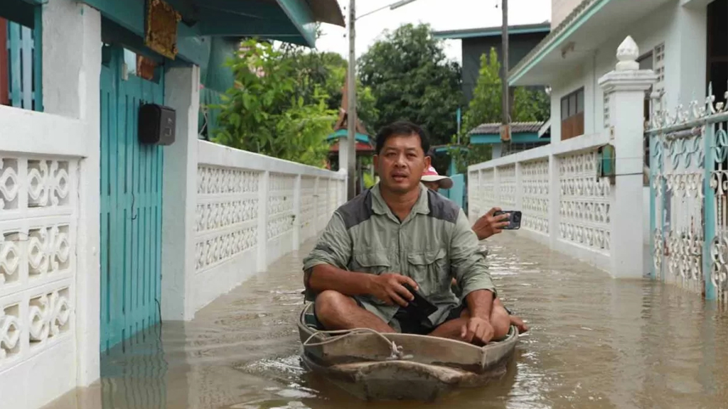 বন্যায় ডুবতে পারে দেশ, থাইল্যান্ডজুড়ে সতর্কতা
