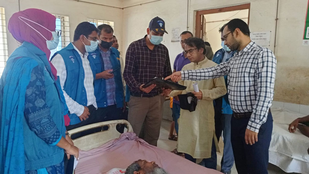 হাসপাতালে ওষুধ আছে, তবু রোগীকে পাঠানো হয় বাইরের দোকানে