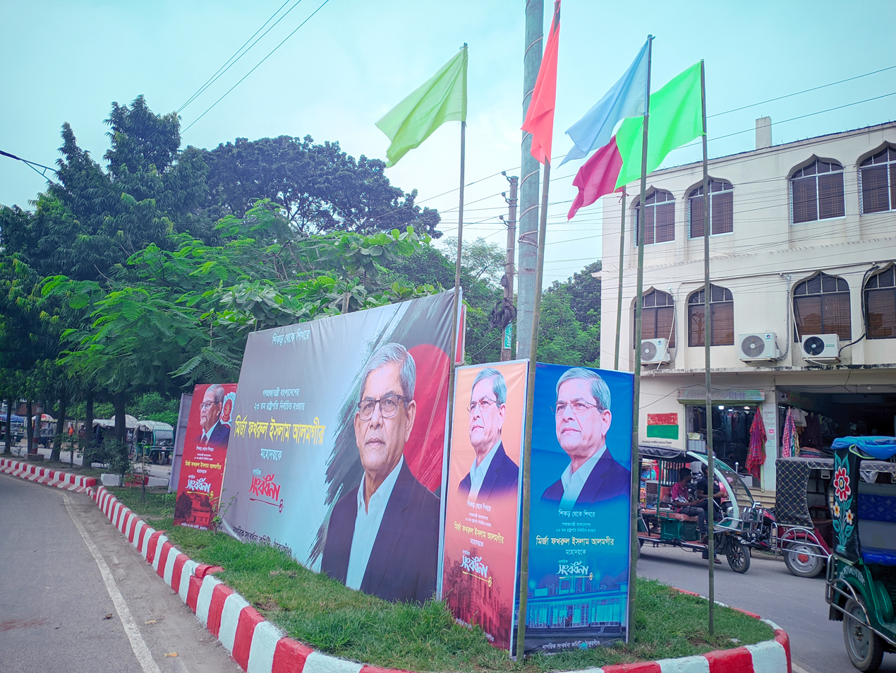 নিজ জেলায় রাষ্ট্রপতি ফখরুলের প্রথম সফর, উচ্ছ্বসিত ঠাকুরগাঁও
