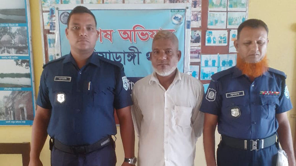 ইয়াবাসহ শ্রমিক দলের সভাপতি গ্রেপ্তার