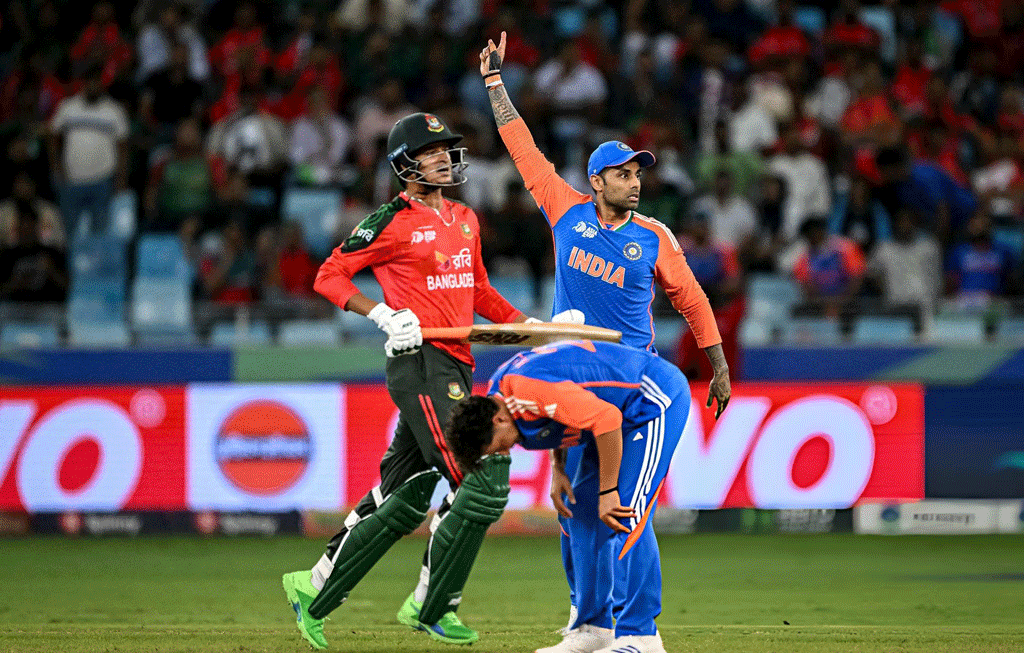বাংলাদেশকে হারিয়ে ফাইনালে ভারত, দেখে নিন সুপার ফোরের এই ম্যাচের কিছু মুহূর্ত