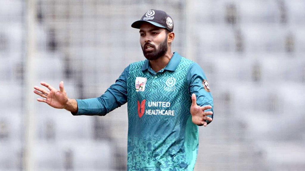 হঠাৎ কিসের ক্ষোভ ঝাড়লেন হৃদয়