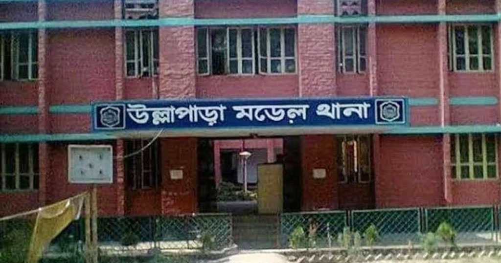 চাঁদাবাজির অভিযোগে সিরাজগঞ্জে তিন পুলিশের বিরুদ্ধে শিক্ষার্থীর মামলা