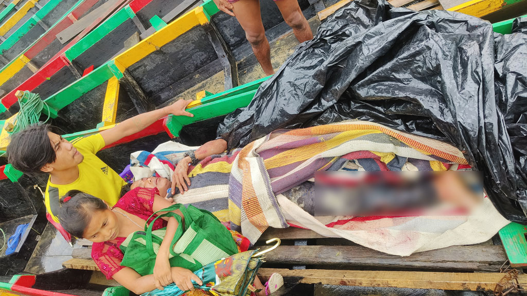 থানচিতে পাহাড় ধসে ঘর বিধ্বস্ত, মারমা যুবক আহত