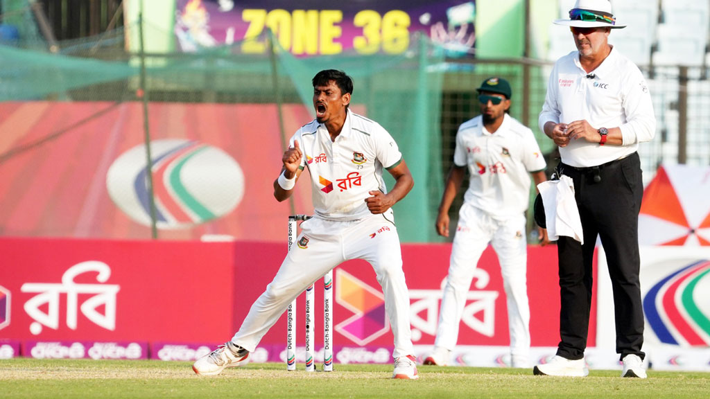শেষ বিকেলে তাইজুলের ভেলকিতে ধসে পড়ল জিম্বাবুয়ে