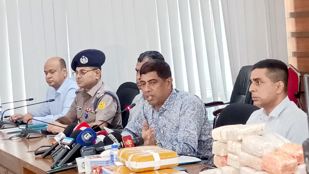 আধিপত্যের দ্বন্দ্বে টিটন হত্যা, জড়িতদের গ্রেপ্তারে অভিযান চলছে: ডিবি