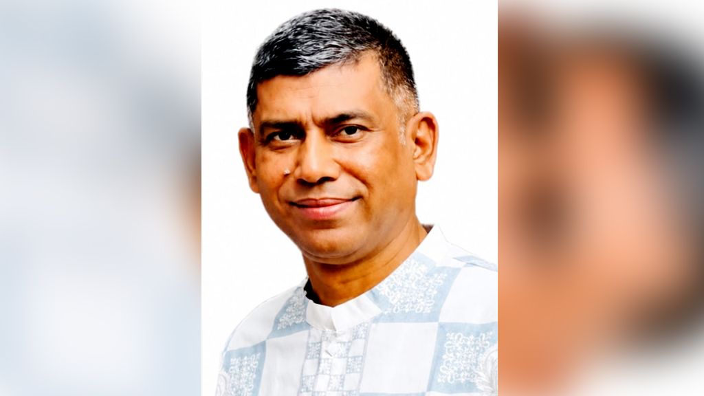 শাহরাস্তিতে সরকারি গাছ কাটার টাকা ফেরত দিলেন বিএনপি নেতা
