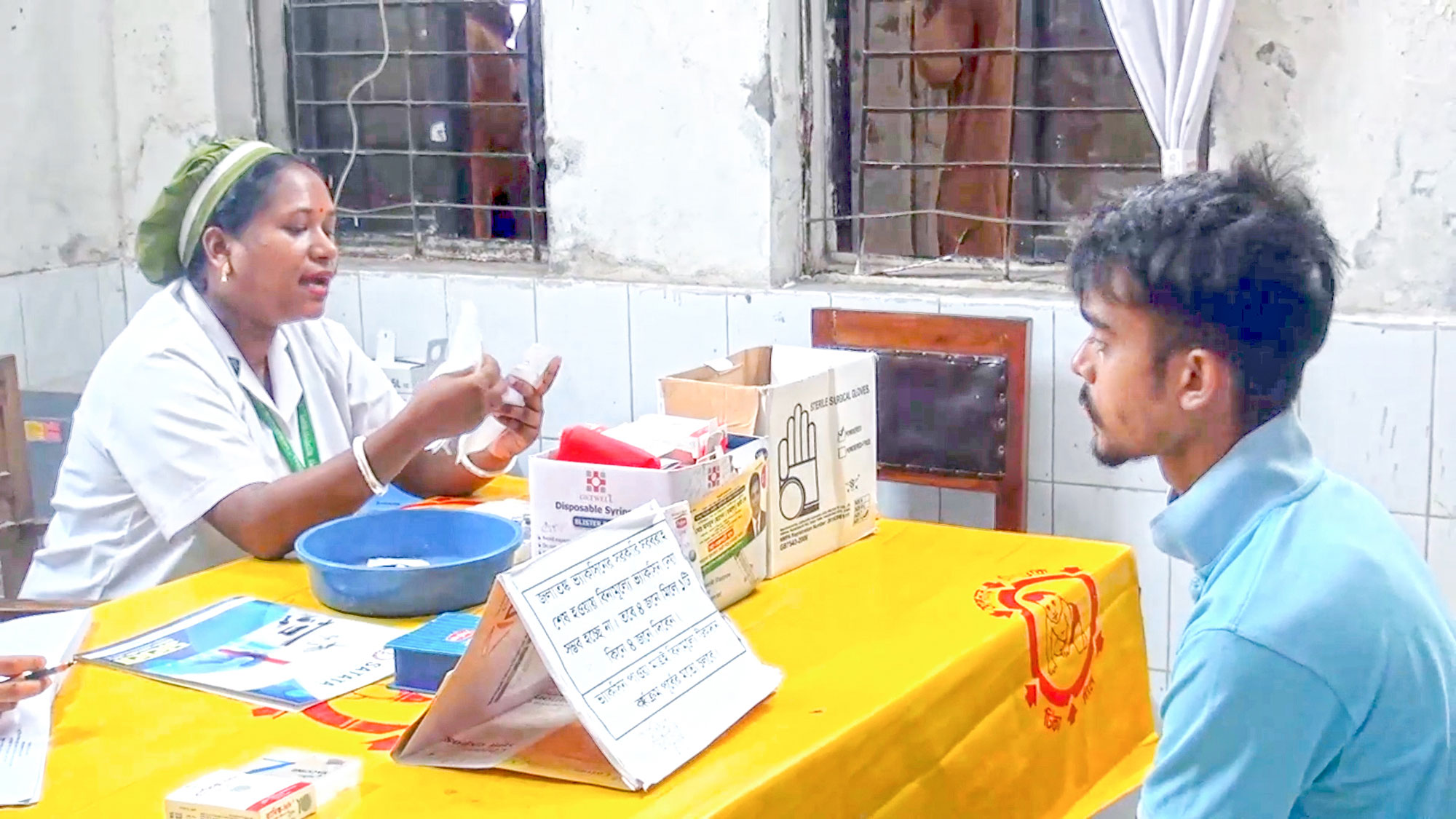 জলাতঙ্ক টিকা নেই ৬ মাস, দুর্ভোগে রোগীরা