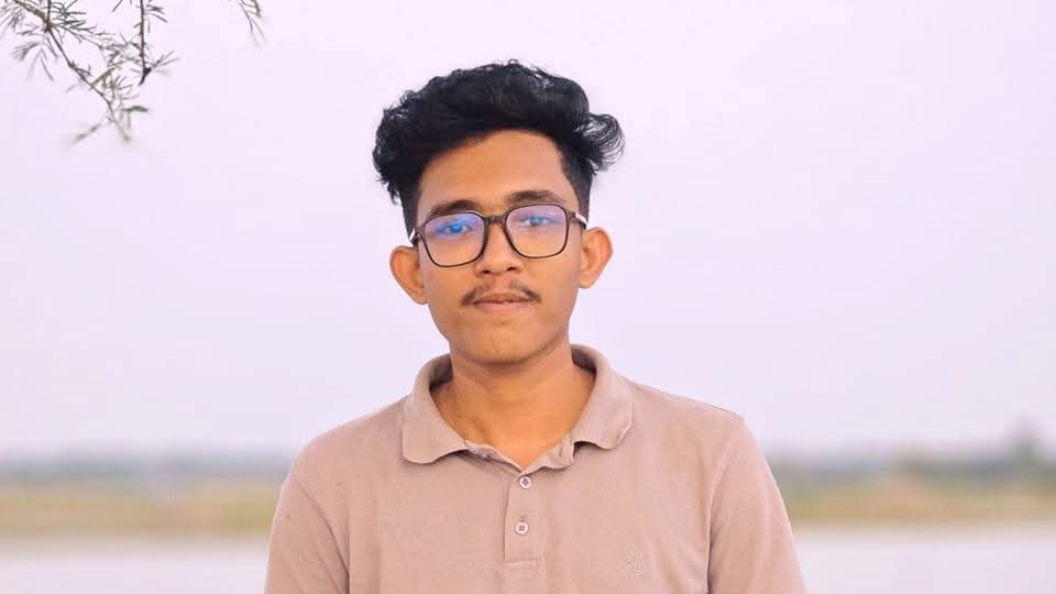 খুবি শিক্ষার্থীর ঝুলন্ত মরদেহ উদ্ধার