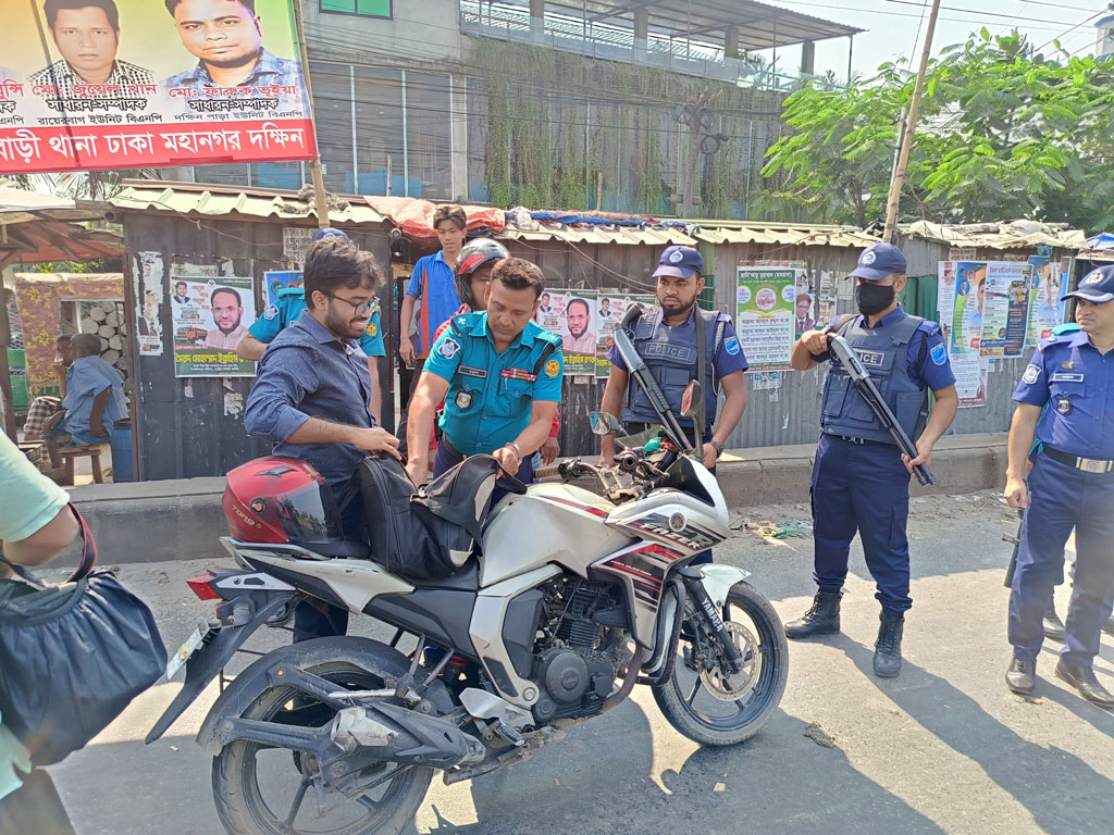 নারায়ণগঞ্জে ১২ ঘণ্টায় আওয়ামী লীগের ২৭ নেতা-কর্মী গ্রেপ্তার
