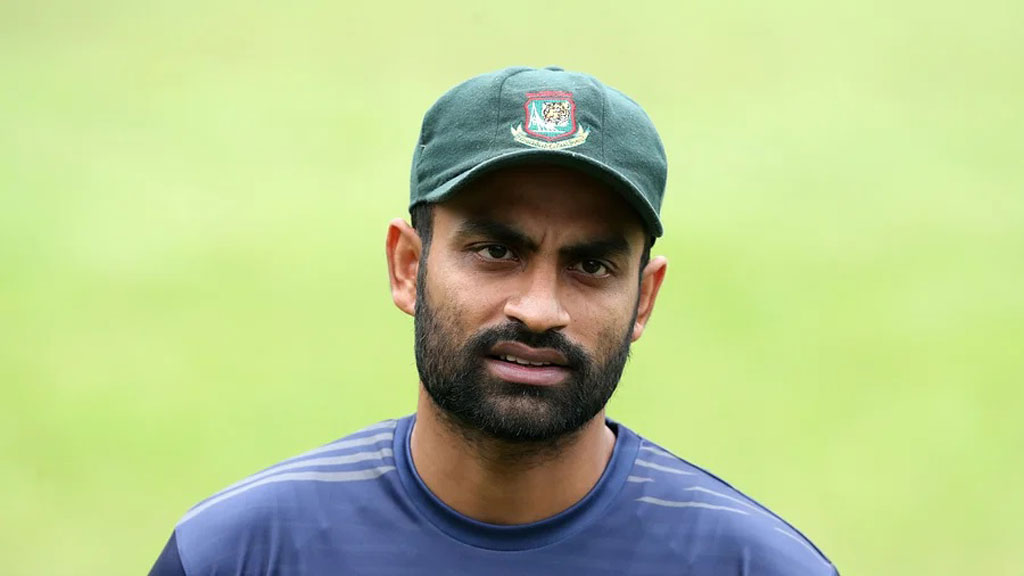 রাষ্ট্রীয় শোকের পরিবেশে আতশবাজি-পটকা ফোটানো হচ্ছে কেন, তামিমের প্রশ্ন