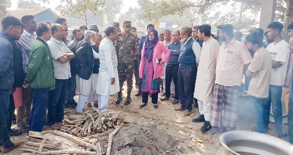সখীপুরে স্বতন্ত্র প্রার্থীকে জরিমানা, রান্না করা বিরিয়ানি এতিমখানায় বিতরণের নির্দেশ