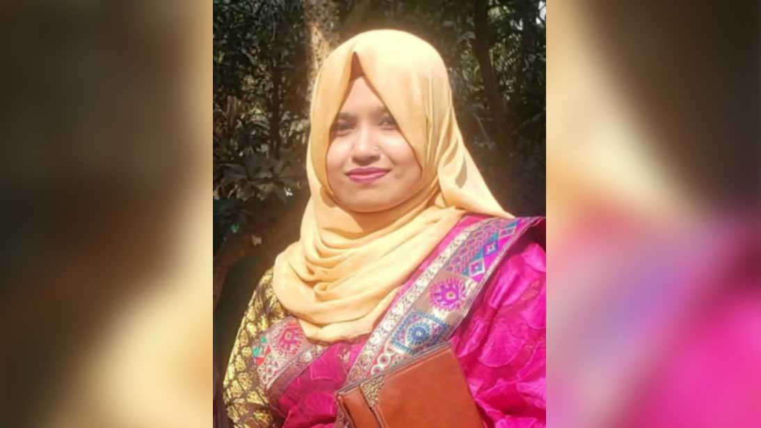 ‎ঢাকনাবিহীন ম্যানহোলে পড়ে নিখোঁজ নারীর লাশ ৩৬ ঘণ্টা পর বিল থেকে উদ্ধার