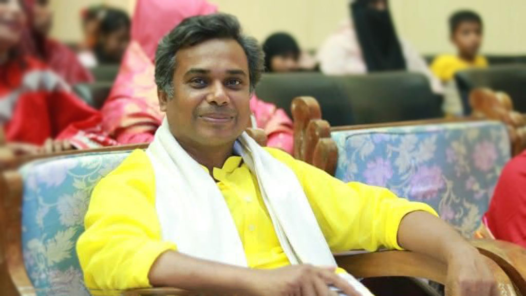 টুঙ্গিপাড়ায় সন্ত্রাসবিরোধী আইনের মামলায় সাংবাদিক গ্রেপ্তার