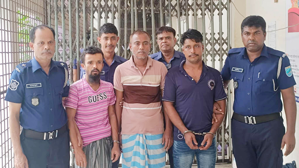 নারায়ণগঞ্জে অটোরিকশাচালক হত্যায় তিনজনের মৃত্যুদণ্ড