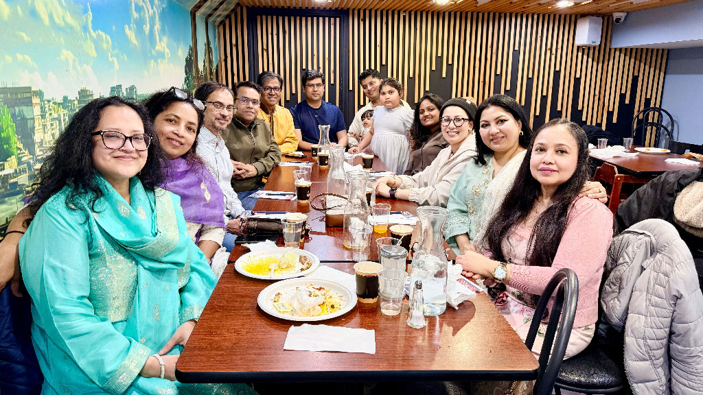 টরন্টোতে ঢাবি গণযোগাযোগ ও সাংবাদিকতা বিভাগের সাবেক শিক্ষার্থীদের ইফতার
