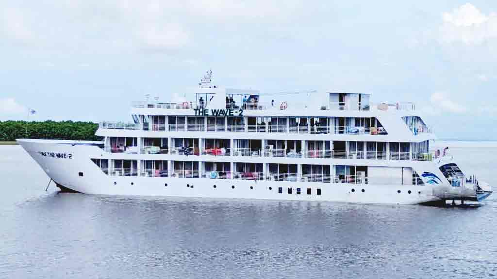 সুন্দরবনে পর্যটকবাহী জাহাজে ডাকাতির চেষ্টা, বনরক্ষীদের গুলিতে পালাল দস্যুরা