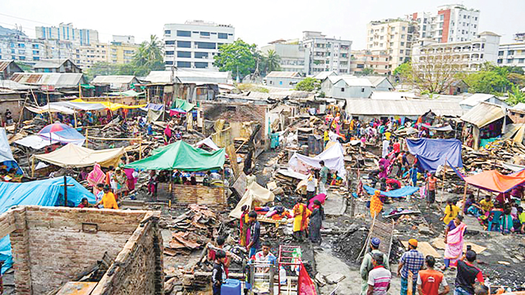 দুর্ঘটনায় ক্ষতিগ্রস্তদের পাশে দাঁড়ালে যে সওয়াব