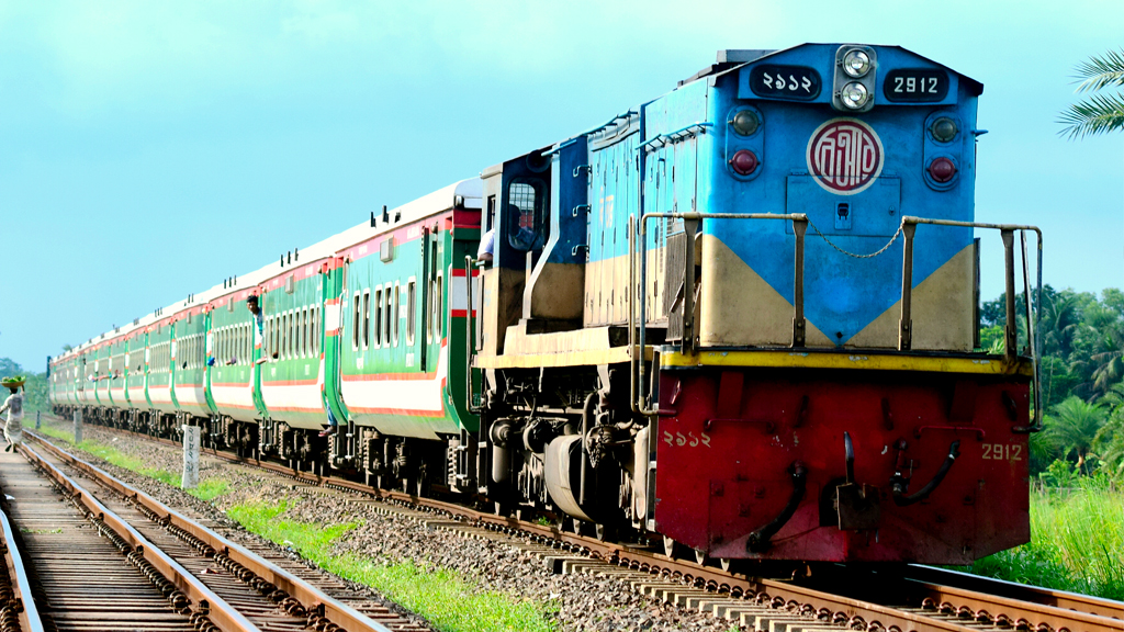 ঢাকা থেকে আজ যথাসময়েই ছাড়বে উত্তরবঙ্গের যেসব ট্রেন