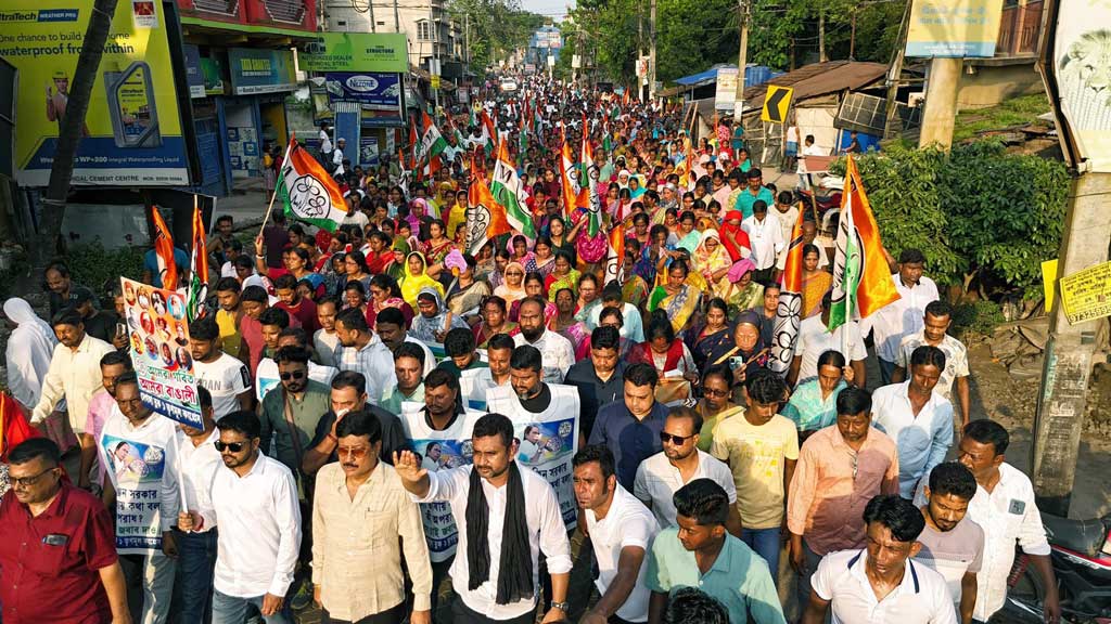 মোদির ‘বাংলাদেশি’ বিতাড়নের রাজনীতি যেভাবে হিন্দুদেরই বিপদে ফেলবে
