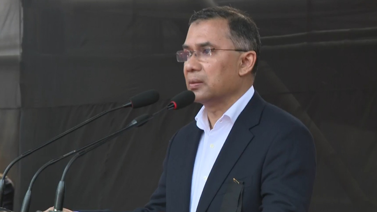 মায়ের ঋণ থাকলে পরিশোধ করবেন, জানাজার আগে দোয়া প্রার্থনায় তারেক রহমান