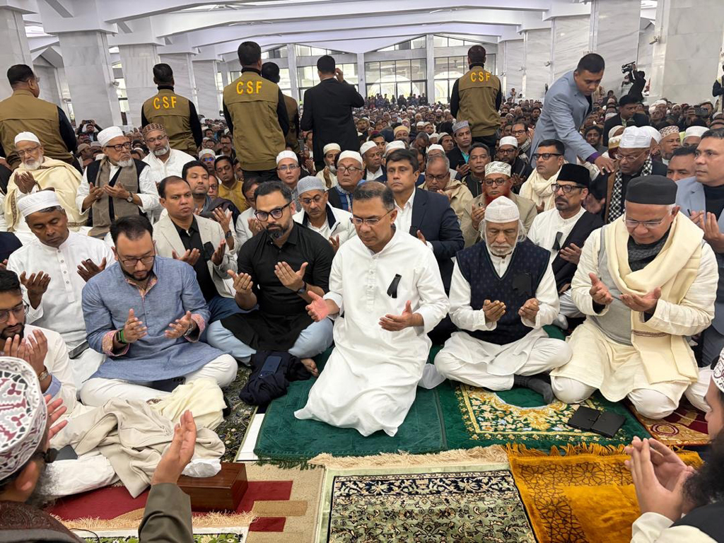 মায়ের জন্য দোয়া করলেন তারেক রহমান