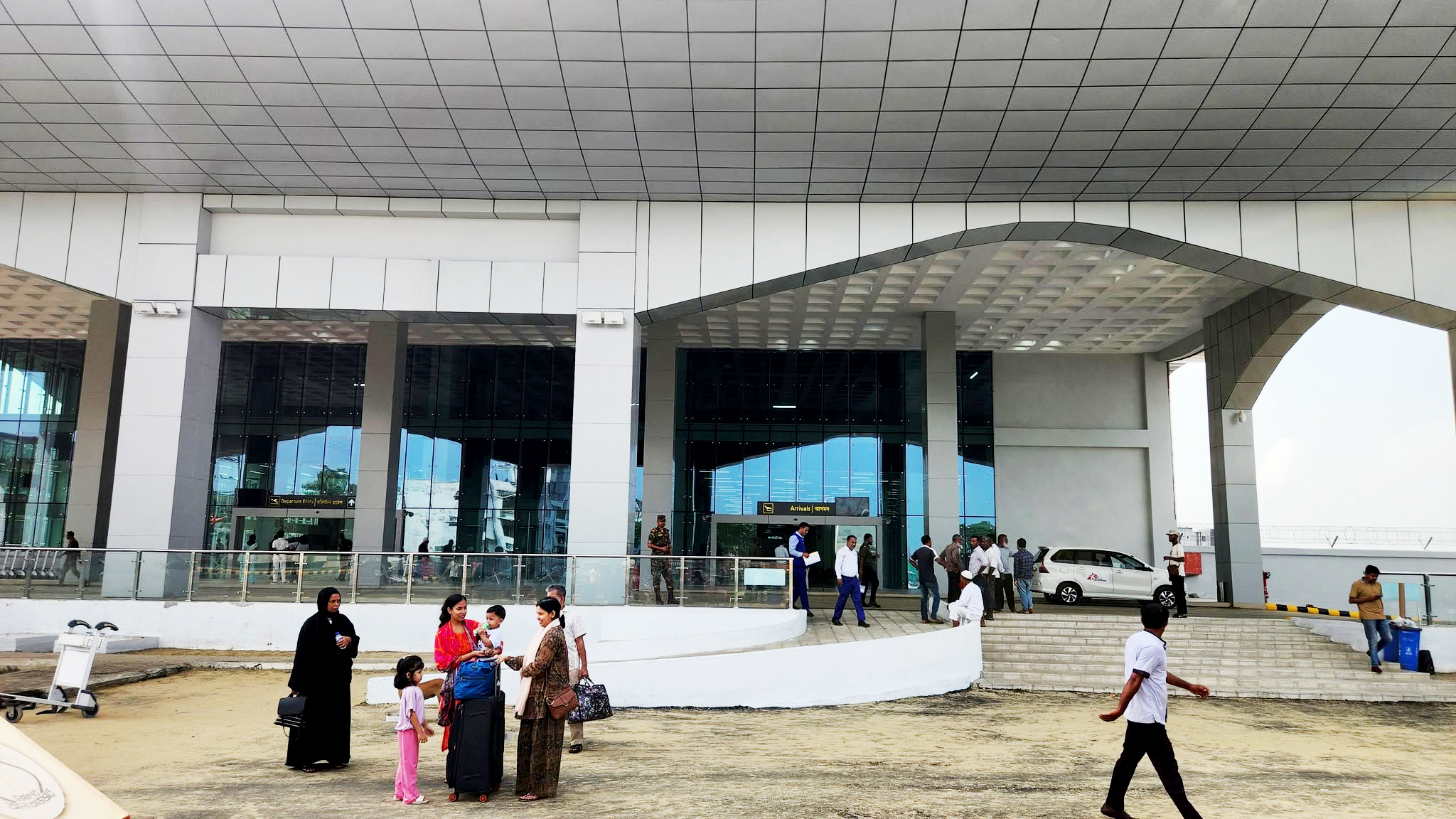 নতুন টার্মিনাল থেকে অভ্যন্তরীণ ফ্লাইট শুরু