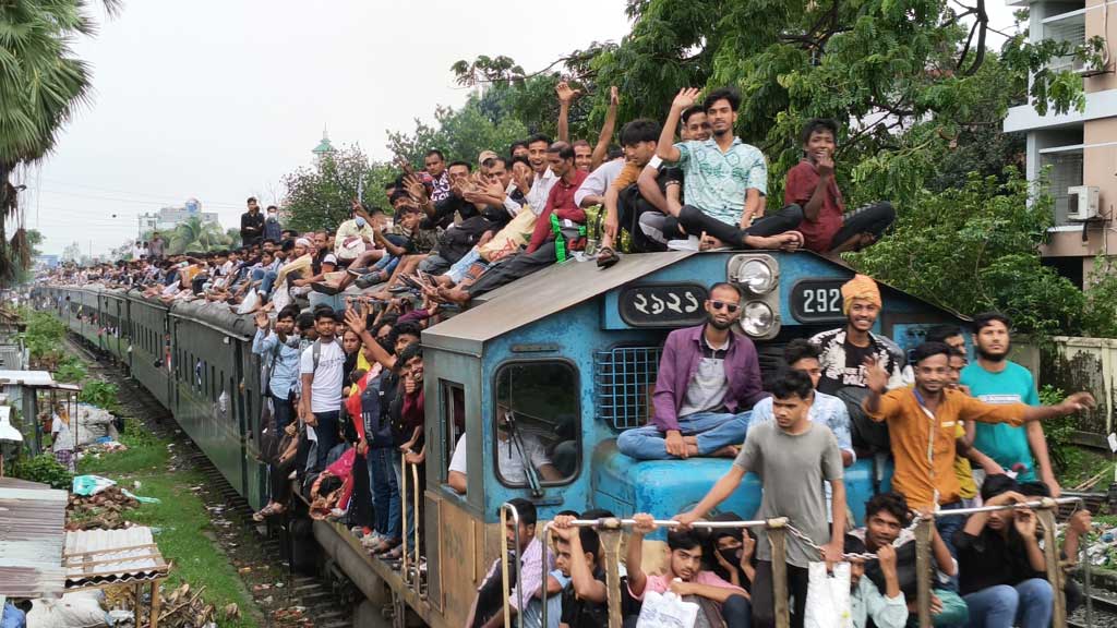 গাজীপুরে ৯০ শতাংশ কারখানা ছুটি, একই রয়েছে ভোগান্তি
