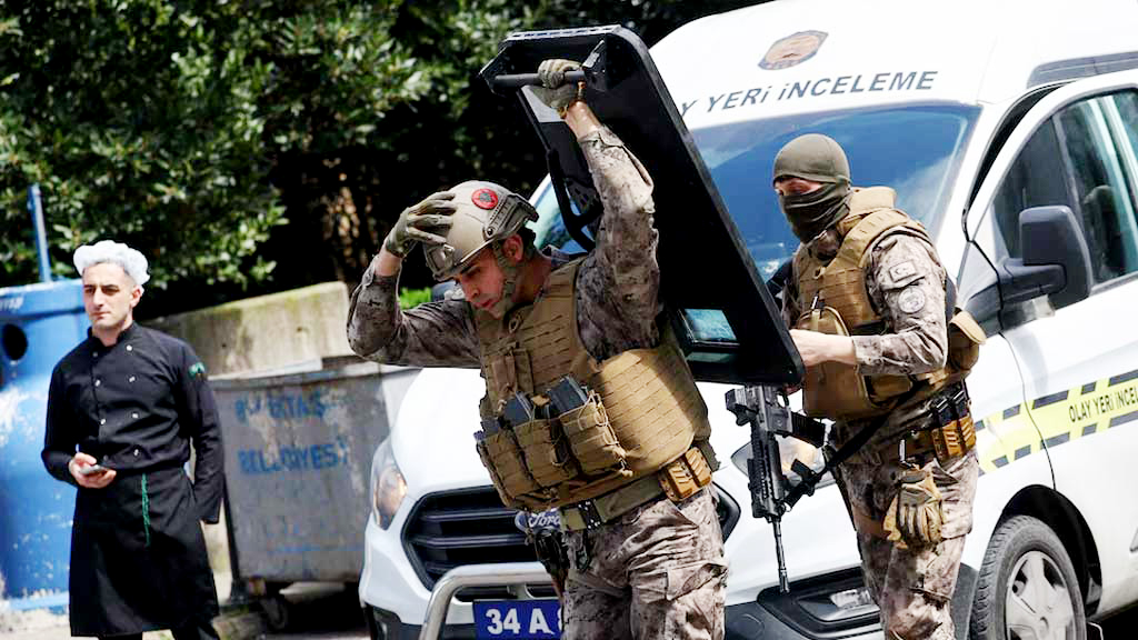 তুরস্কে ইসরায়েলি কনস্যুলেটের কাছে গুলি, নিহত ৩