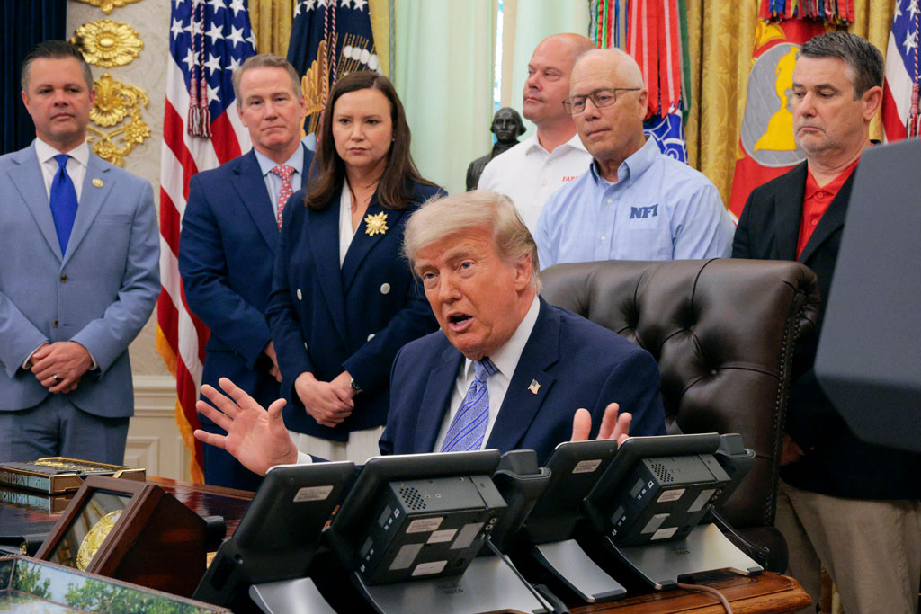 ইরানের ইউরেনিয়ামের মজুত আমরা কেড়ে নেব, ধ্বংস করব: ট্রাম্প