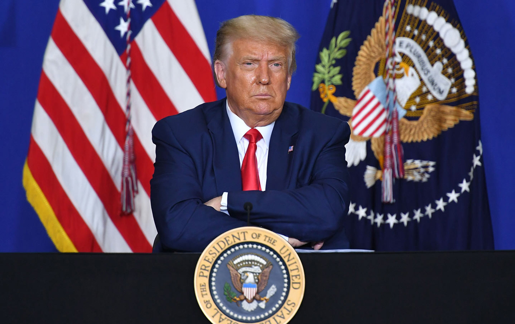 তৃতীয় বিশ্ব থেকে অভিবাসন স্থায়ীভাবে বন্ধ করবে যুক্তরাষ্ট্র: ট্রাম্পের ঘোষণা