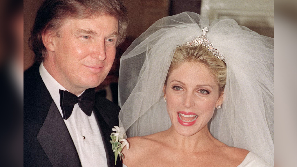 গর্ভবতী ছিলেন ট্রাম্পের স্ত্রী, বাজিতে হেরে ১০ হাজার ডলারের শিশুখাদ্য পাঠান এপস্টেইন