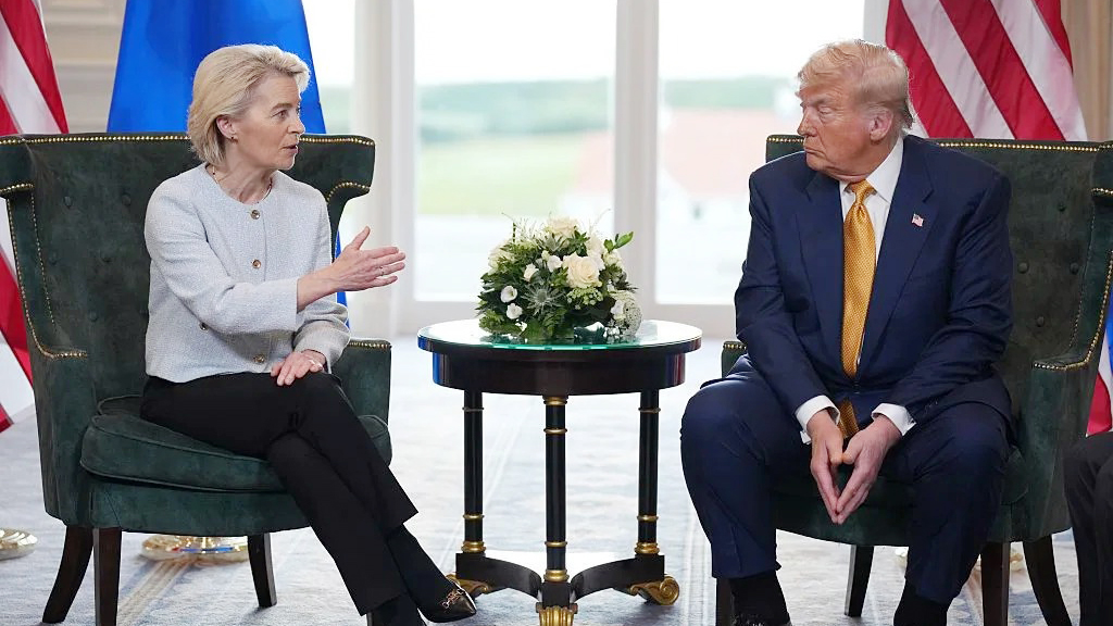 যুক্তরাষ্ট্রের সঙ্গে বাণিজ্য চুক্তি স্থগিত করল ইইউ