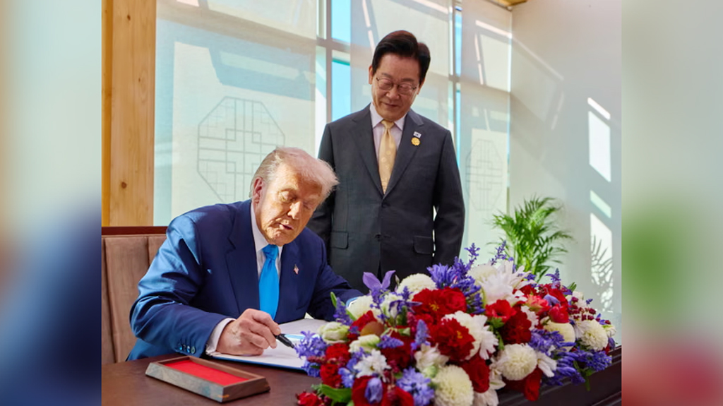 দক্ষিণ কোরিয়াকে পারমাণবিক সাবমেরিন তৈরির অনুমতি ট্রাম্পের