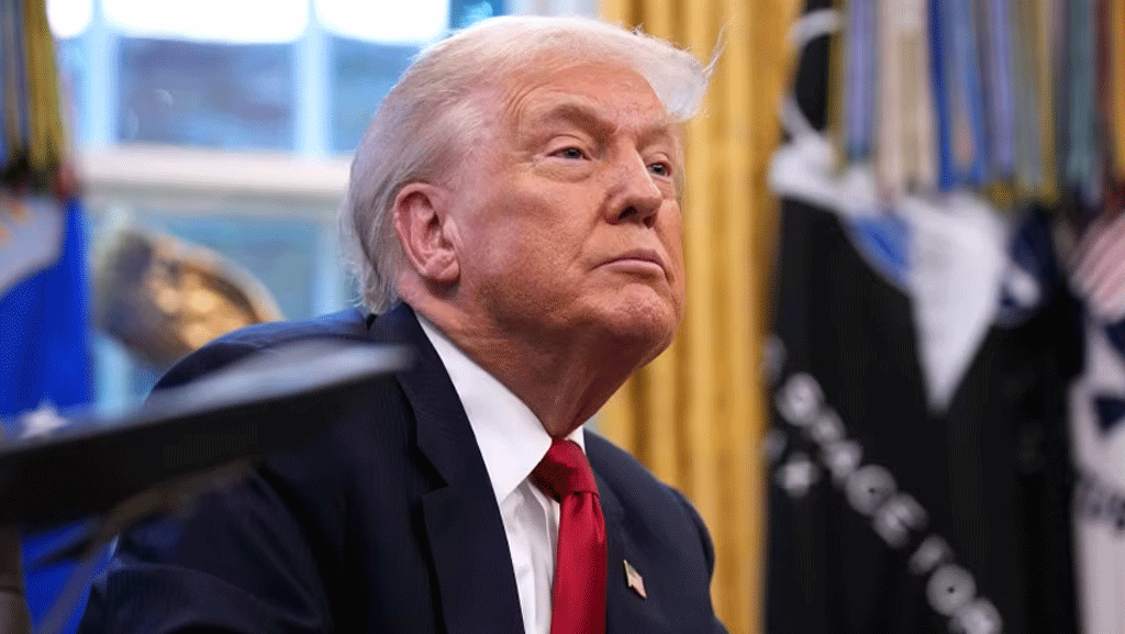 আমার মাথায় সমস্যা নেই, বিশ্বাস না হলে এমআরআই রিপোর্ট দেখাব—সাংবাদিকদের ট্রাম্প