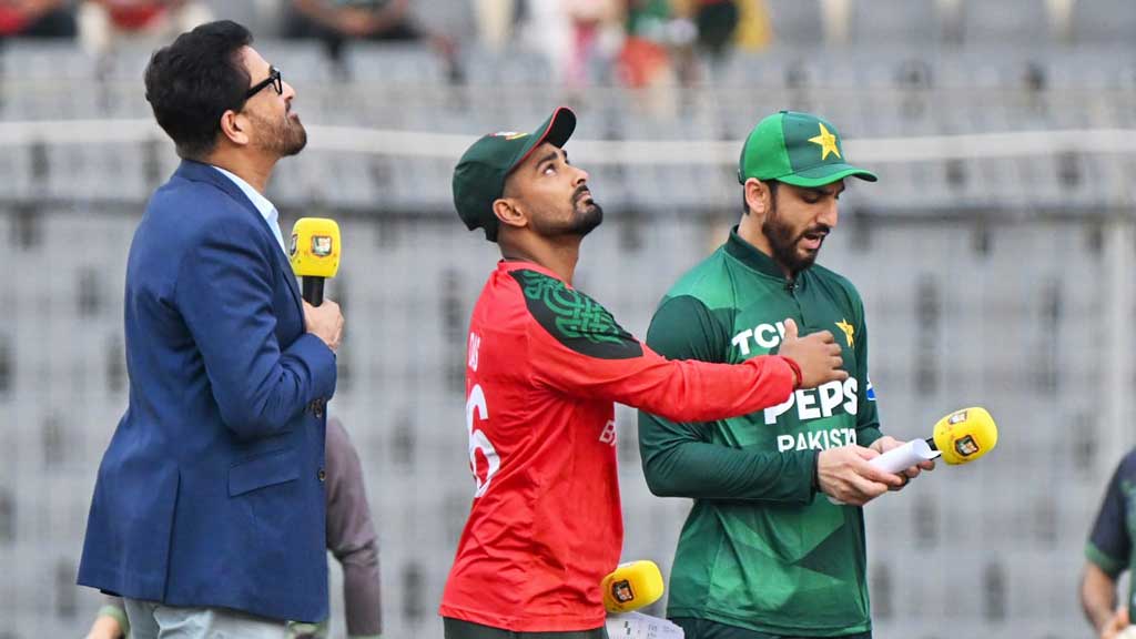 একাদশে ফিরলেন তাসকিন, ফিল্ডিংয়ে বাংলাদেশ