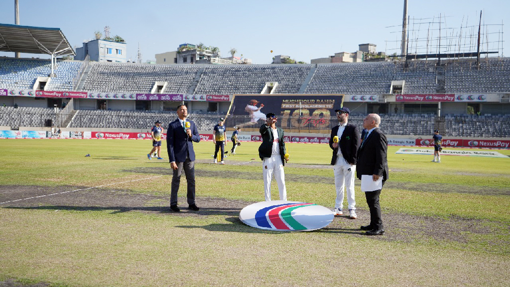 মুশফিকের শততম টেস্টে আগে ব্যাটিং করবে বাংলাদেশ