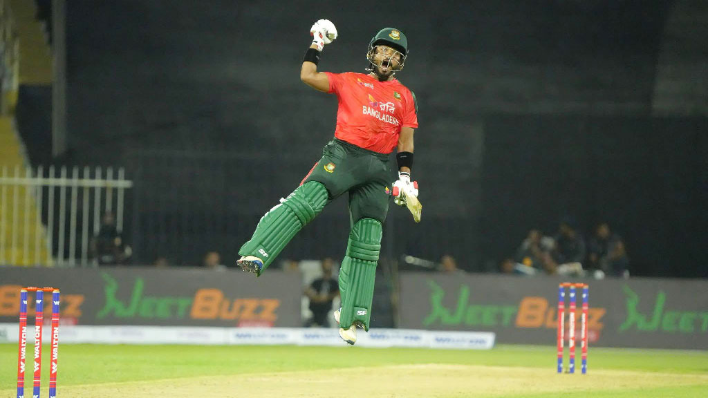 সেঞ্চুরি করা ইমন নেই একাদশে, ফিরলেন শান্ত