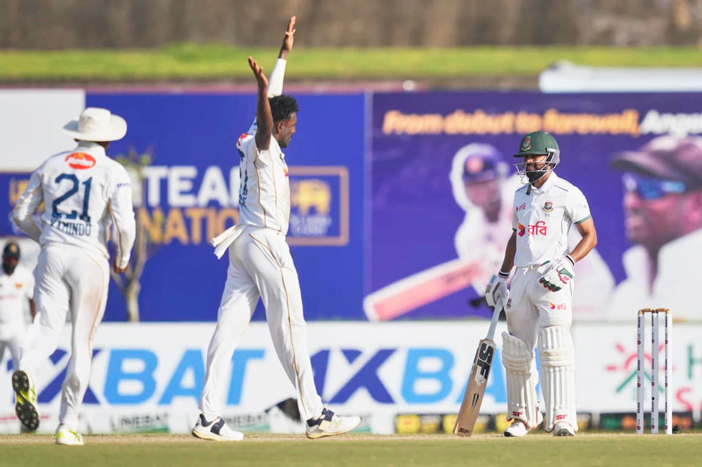 লঙ্কানদের ২৯৬ রানের লক্ষ্য দিল বাংলাদেশ