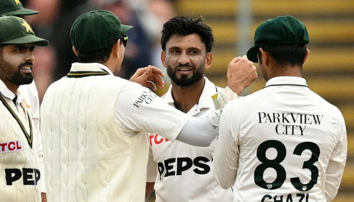 এত নিচে আগে কখনোই নামেনি পাকিস্তান, বাংলাদেশ কোথায়