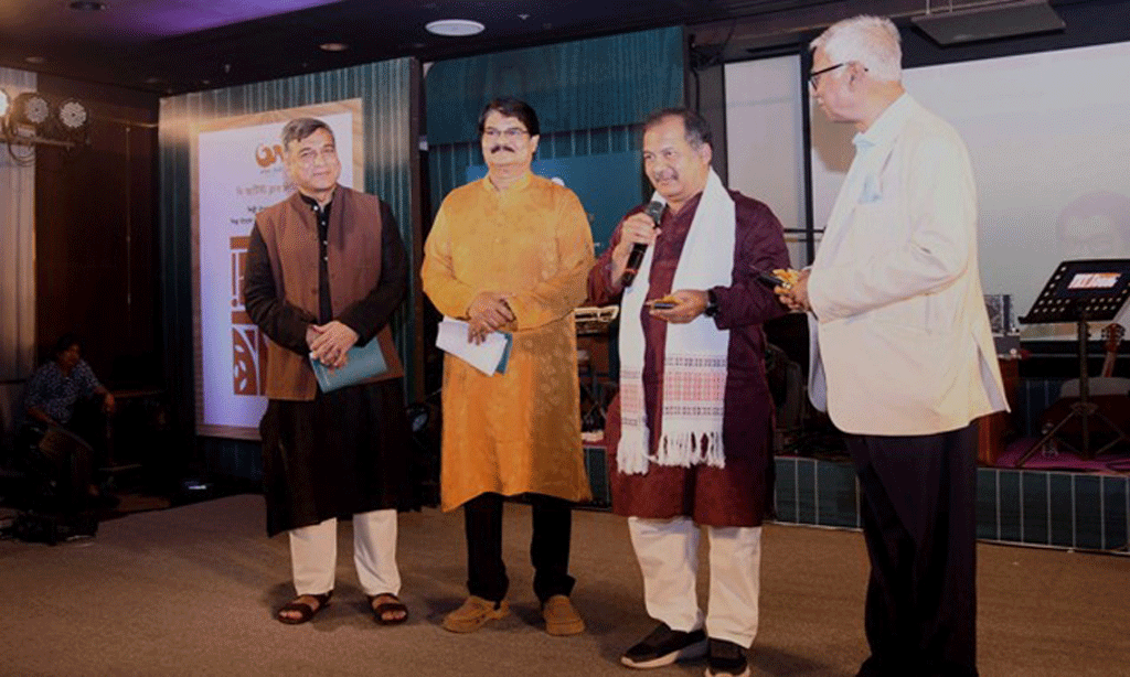 শিল্পীদের যথাযোগ্য মর্যাদা দিতে চায় সরকার: তথ্যমন্ত্রী