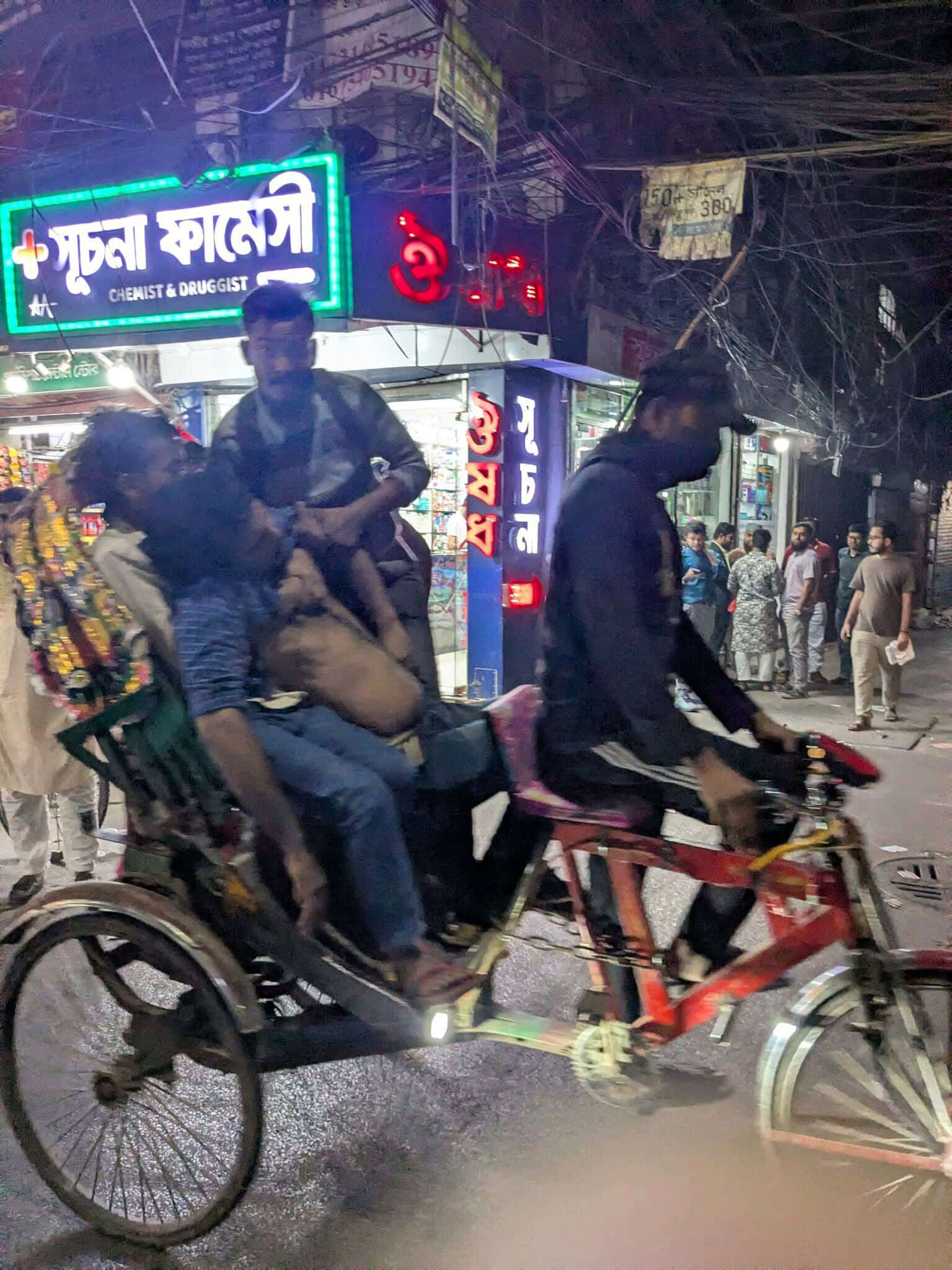তিতুমীর কলেজে ছাত্রদল-শিবিরের সংঘর্ষ