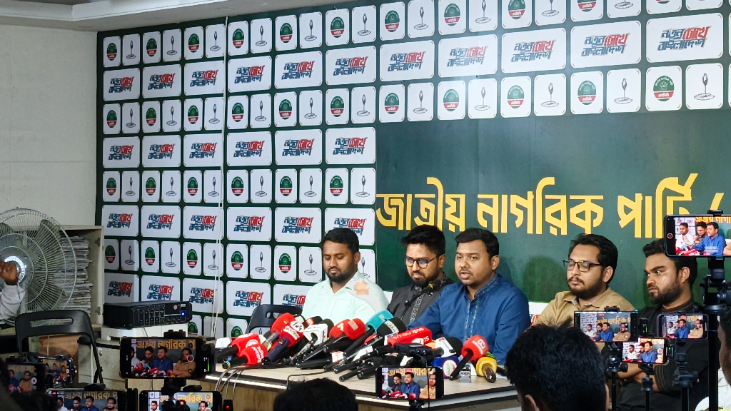 বিজেপি নেতার ছেলের সমর্থনে দেশের ক্রিকেট দুর্বল করার চেষ্টা চলছে: সারোয়ার তুষার