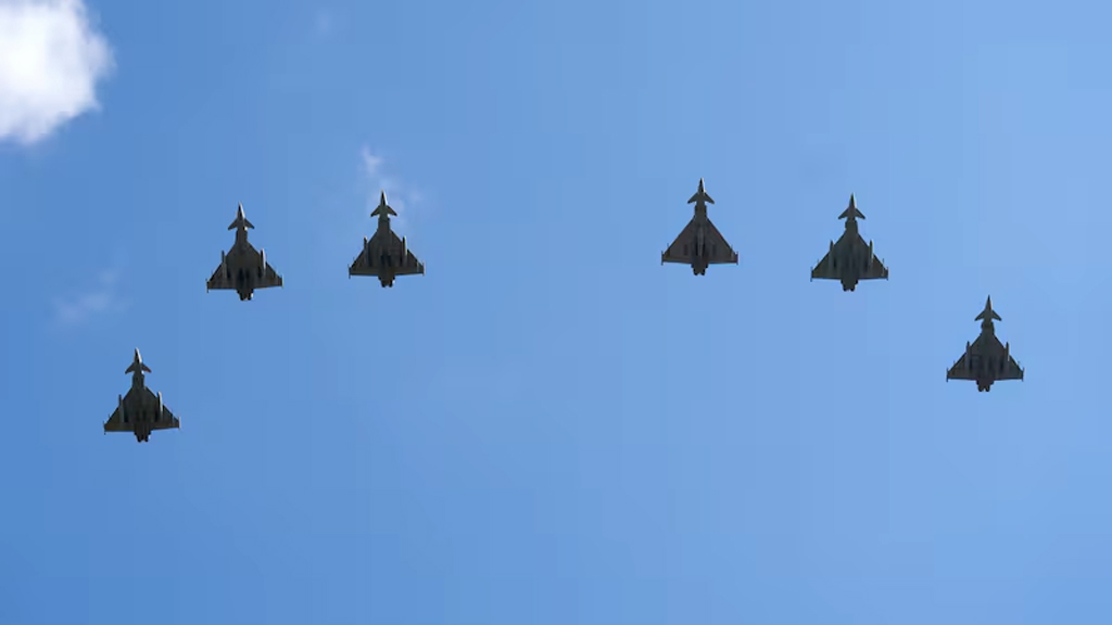 ইরানের সঙ্গে উত্তেজনার জের, কাতারে যুদ্ধবিমান পাঠাল যুক্তরাজ্য