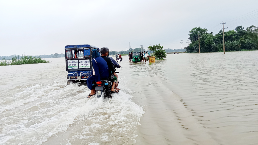 উজানের বৃষ্টিপাতে সুনামগঞ্জে বন্যা পরিস্থিতির অবনতির আশঙ্কা, কুশিয়ারার পানি বিপৎসীমার ওপরে
