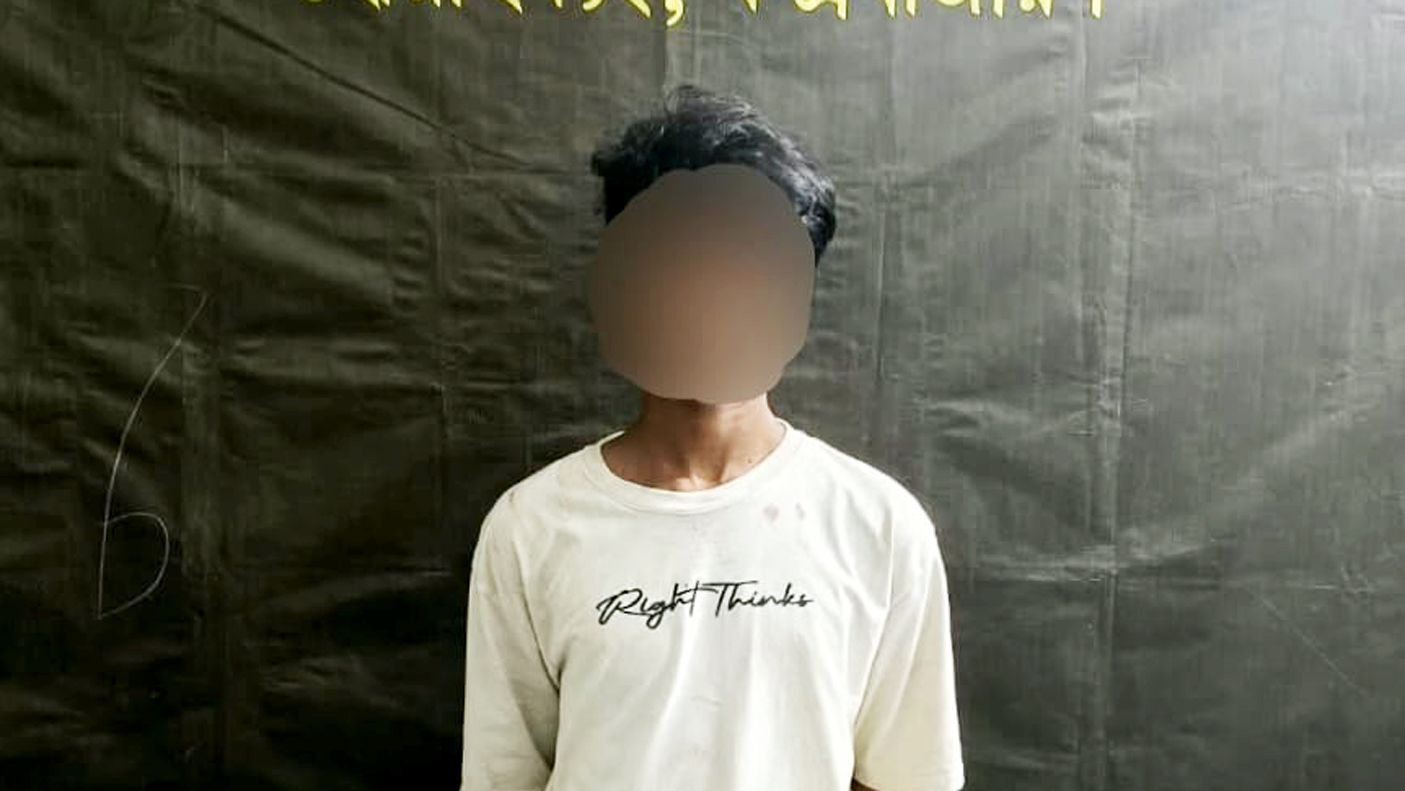 উখিয়ায় রোহিঙ্গা ক্যাম্পে অস্ত্রসহ আরসা সদস্য গ্রেপ্তার