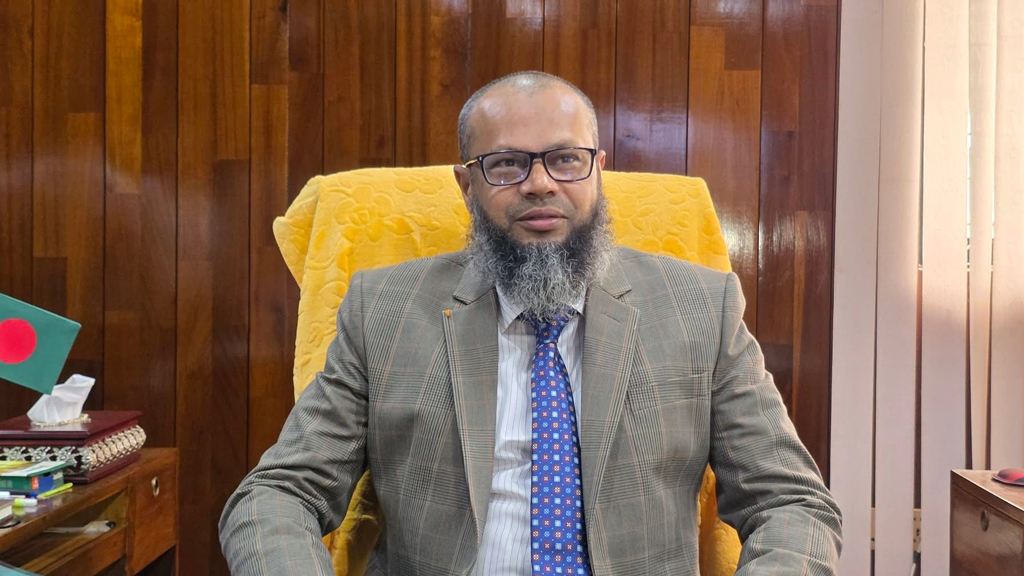 গবেষণায় বিশ্বে নেতৃত্ব দেওয়ার মতো সক্ষমতা আছে পবিপ্রবির: উপাচার্য হেমায়েত জাহান